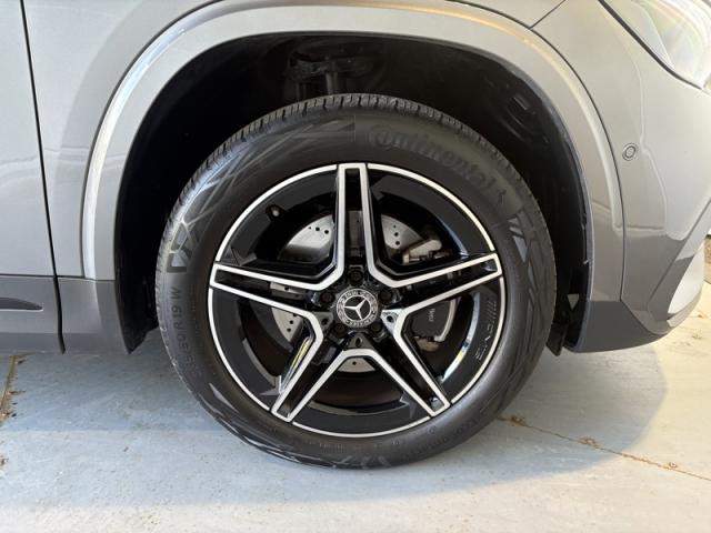 Mercedes Benz Gla image 3