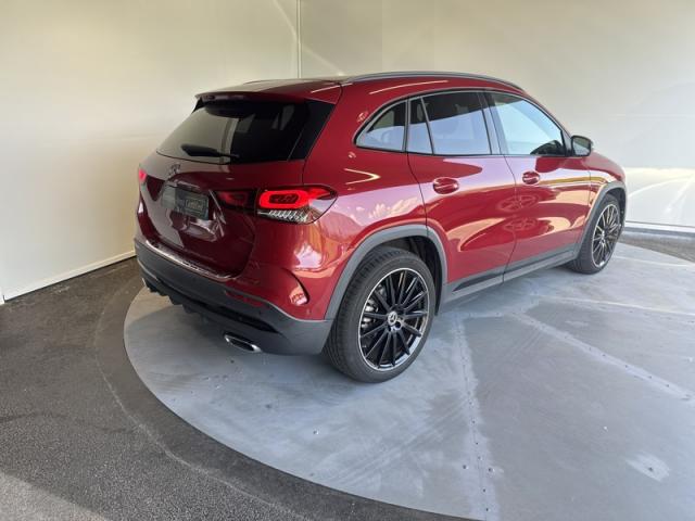Mercedes Benz Gla image 6