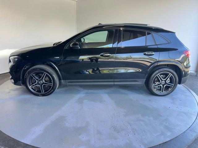 Mercedes Benz Gla image 1
