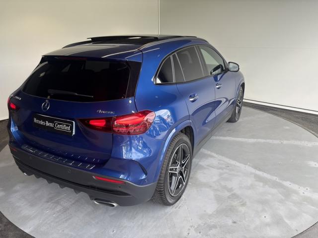 Mercedes Benz Gla image 8