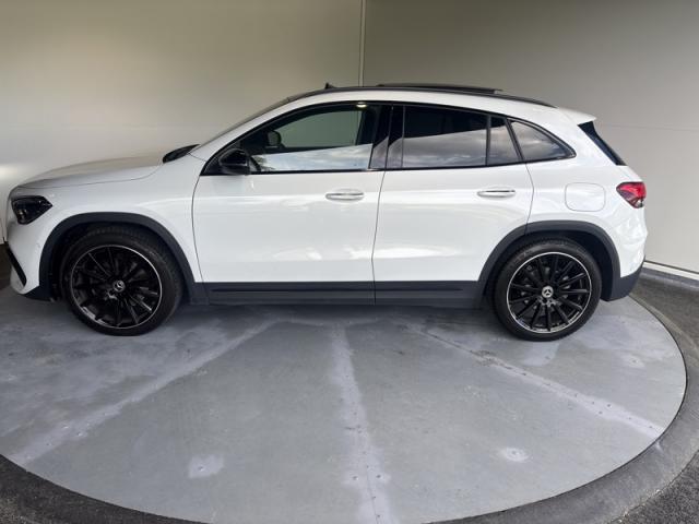 Mercedes Benz Gla image 6