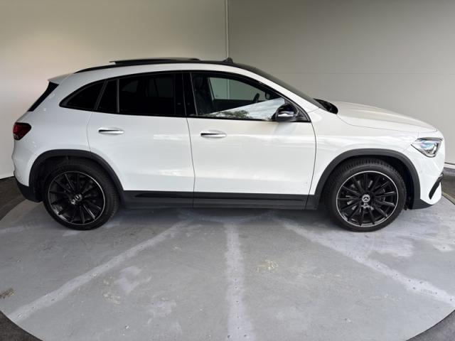 Mercedes Benz Gla image 5