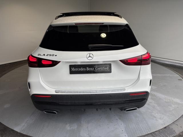 Mercedes Benz Gla image 2