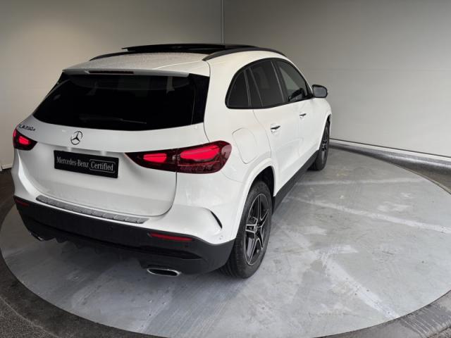 Mercedes Benz Gla image 9