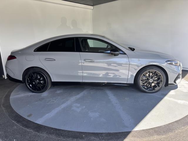 Mercedes Benz Cla image 9