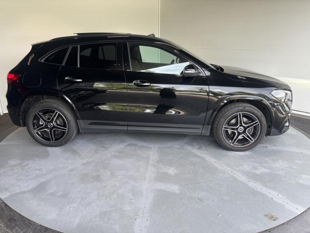 Mercedes Benz Gla image 9