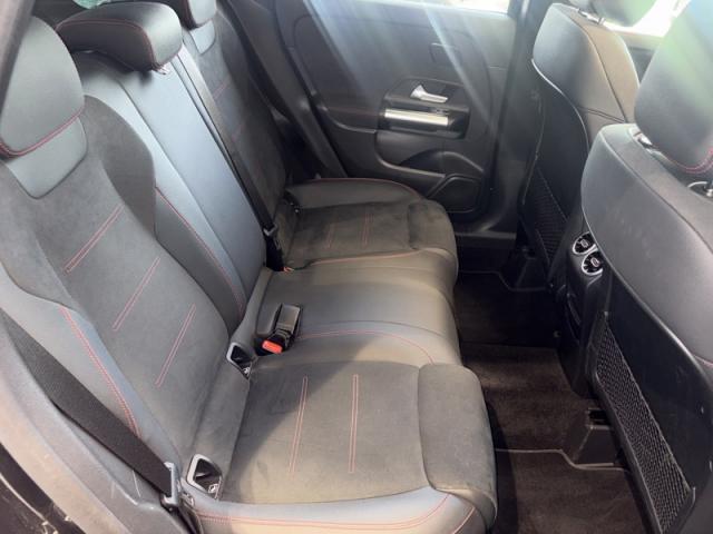 Mercedes Benz Gla image 8
