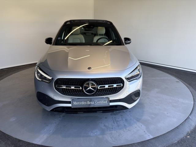 Mercedes Benz Gla image 8