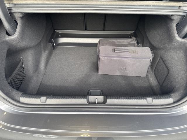 Mercedes Benz Eqe image 3
