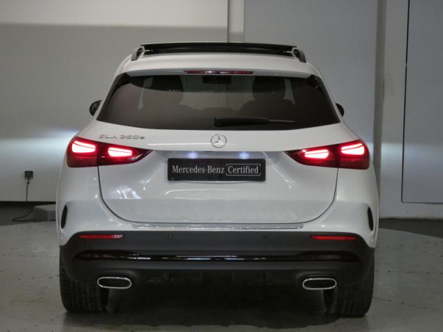 Mercedes Benz Gla image 5