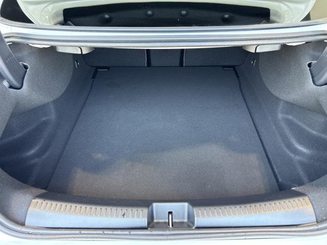 Mercedes Benz Cla image 9