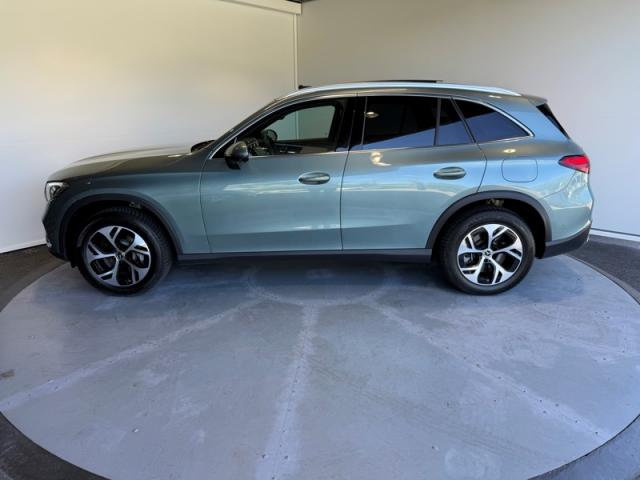 Mercedes Benz Glc image 9