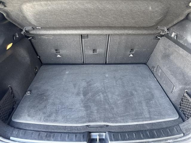 Mercedes Benz Gla image 4