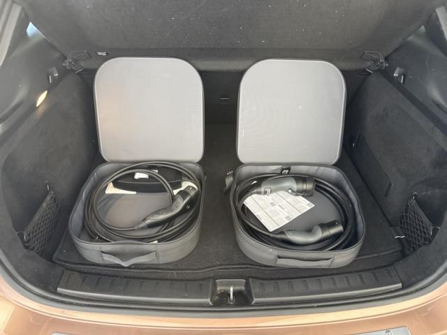 Mercedes Benz Eqa image 8