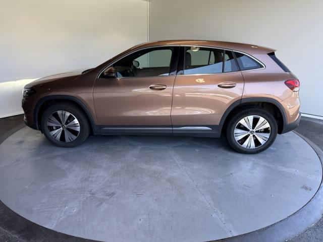 Mercedes Benz Eqa image 1