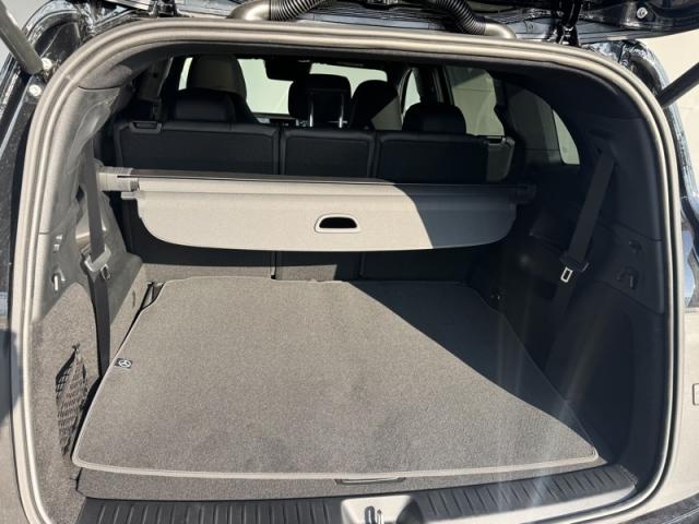 Mercedes Benz Glb image 2