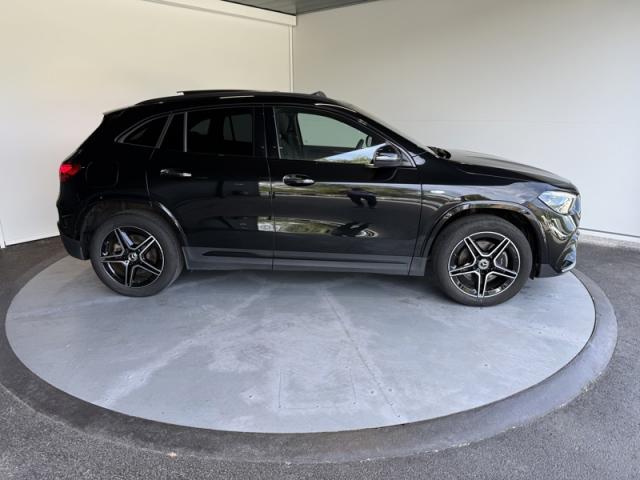 Mercedes Benz Gla image 2