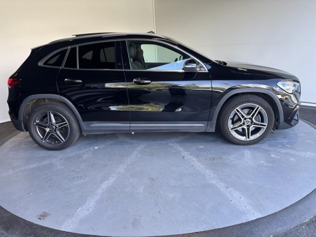 Mercedes Benz Gla image 9