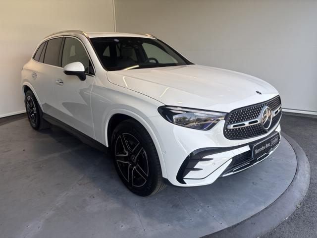 Mercedes Benz Glc image 9