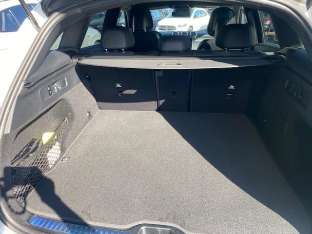 Mercedes Benz Glc image 6