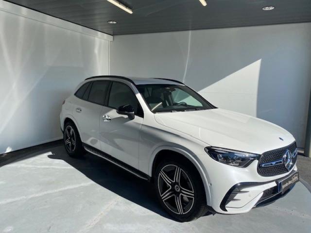 Mercedes Benz Glc image 9