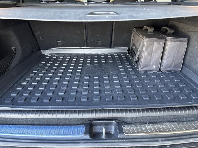 Mercedes Benz Glc image 8
