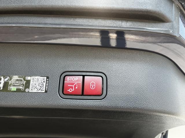 Mercedes Benz Glc image 5