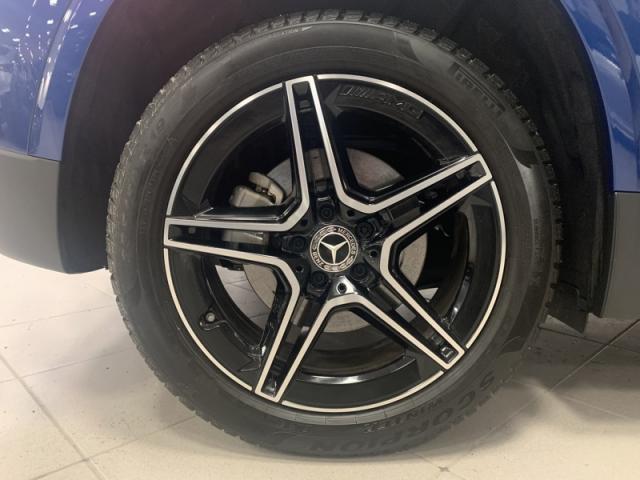 Mercedes Benz Gla image 9