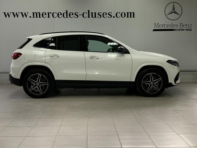 Mercedes Benz Eqa image 8