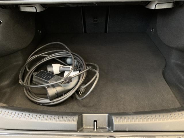 Mercedes Benz Cla image 6