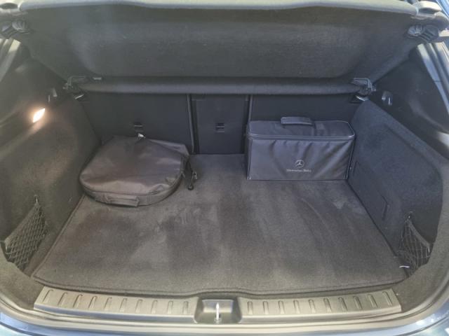 Mercedes Benz Eqa image 4
