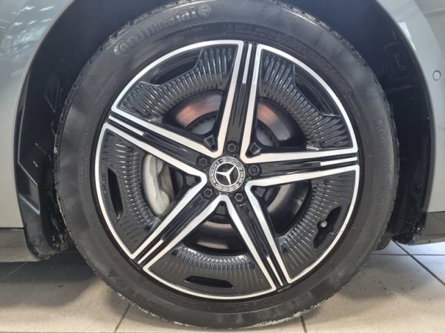 Mercedes Benz Eqe image 5