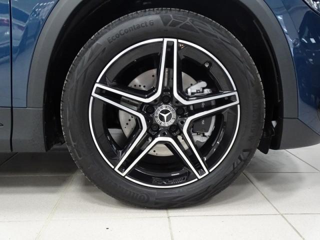 Mercedes Benz Gla image 5