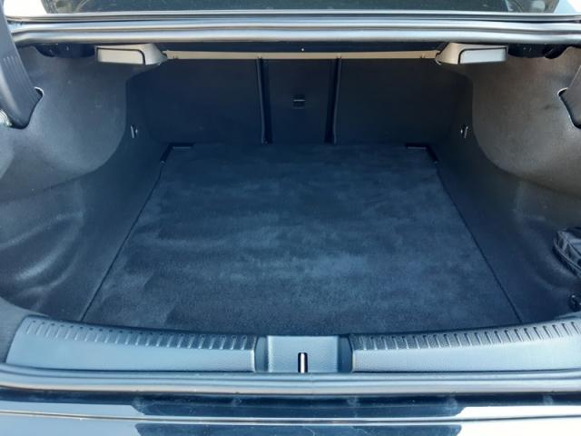 Mercedes Benz Cla image 3