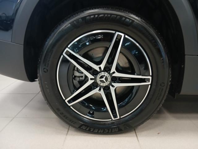 Mercedes Benz Eqb image 4