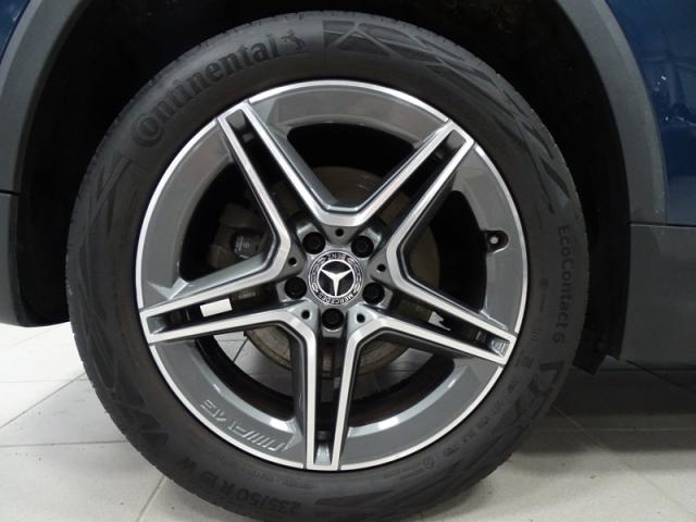 Mercedes Benz Gla image 2