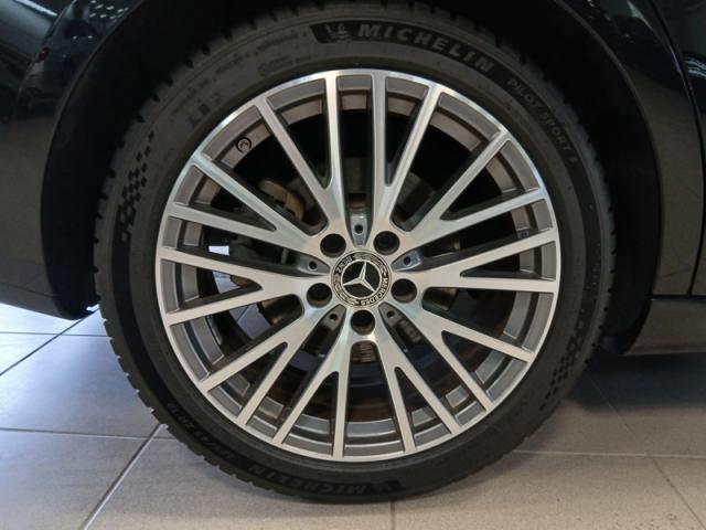 Mercedes Benz Cla image 6