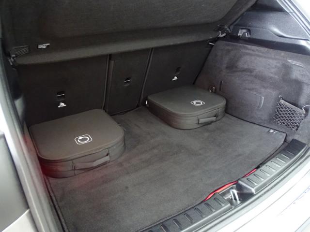 Mercedes Benz Gla image 1