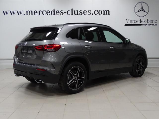 Mercedes Benz Gla image 9