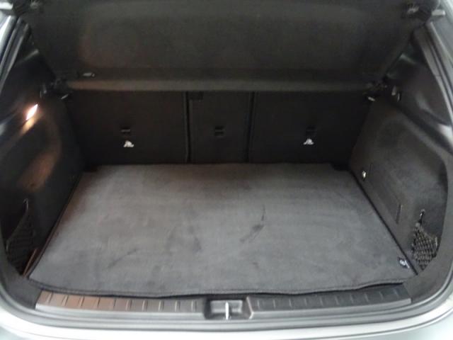 Mercedes Benz Gla image 6