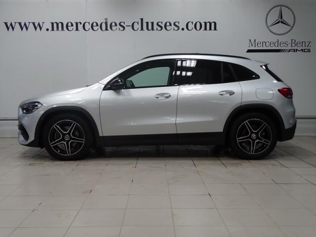 Mercedes Benz Gla image 9