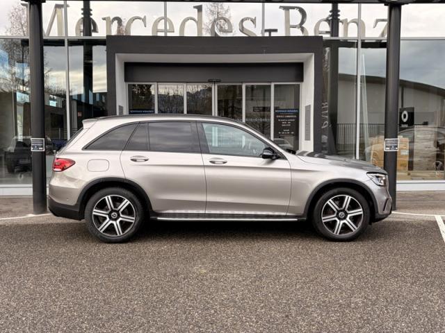 Mercedes Benz Glc image 9
