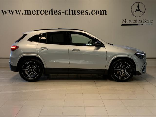 Mercedes Benz Gla image 9