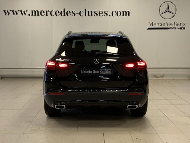 Mercedes Benz Gla image 8