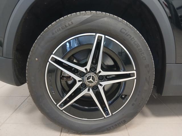 Mercedes Benz Eqa image 3