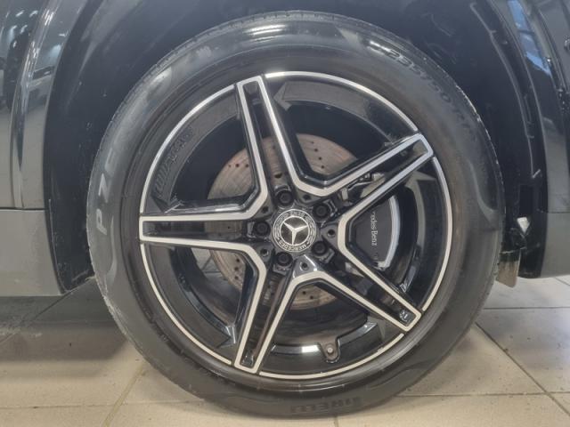 Mercedes Benz Gla image 5