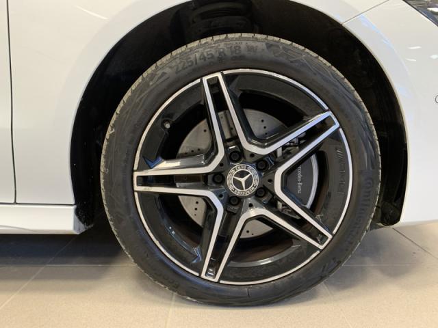 Mercedes Benz Cla Shooting Brake image 3