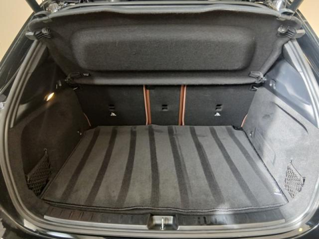 Mercedes Benz Gla image 5