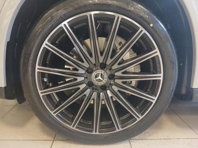 Mercedes Benz Glc image 6