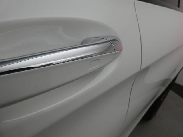 Mercedes Benz Glc image 4